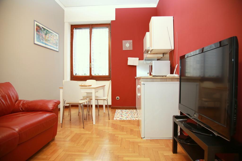 Bilocale Indipendente Appartement Milaan Kamer foto